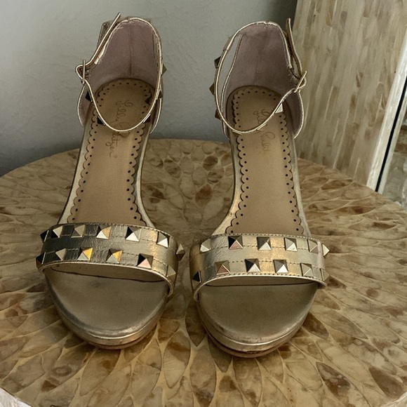 Lilly Pulitzer Wedge Heels - Picture 3 of 5